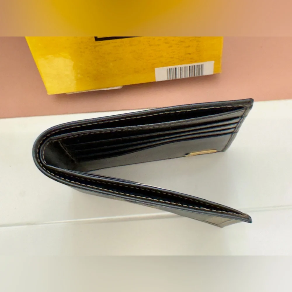 His / Hers Fendi New Vintage Wallets - Picture 8 of 16